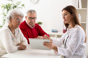 A che età rivolgersi al "medico dei vecchi"? Il geriatra.